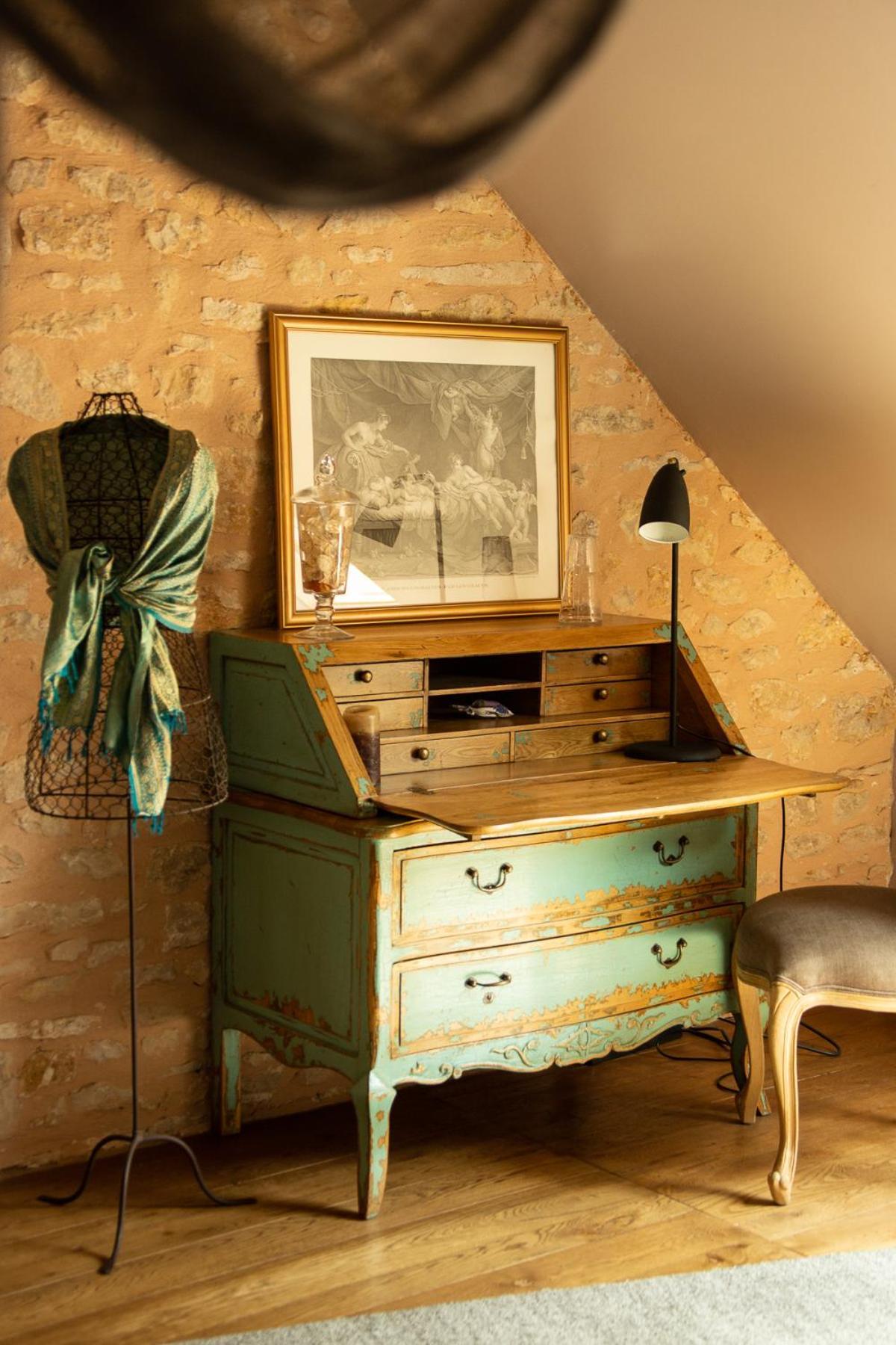 Maison D'Hotes La Maison De Leopold Terrasson Bagian luar foto