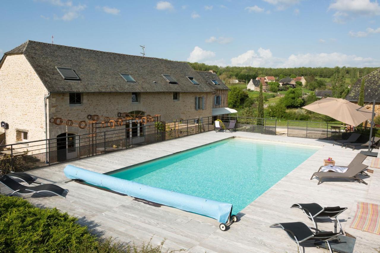 Maison D'Hotes La Maison De Leopold Terrasson Bagian luar foto