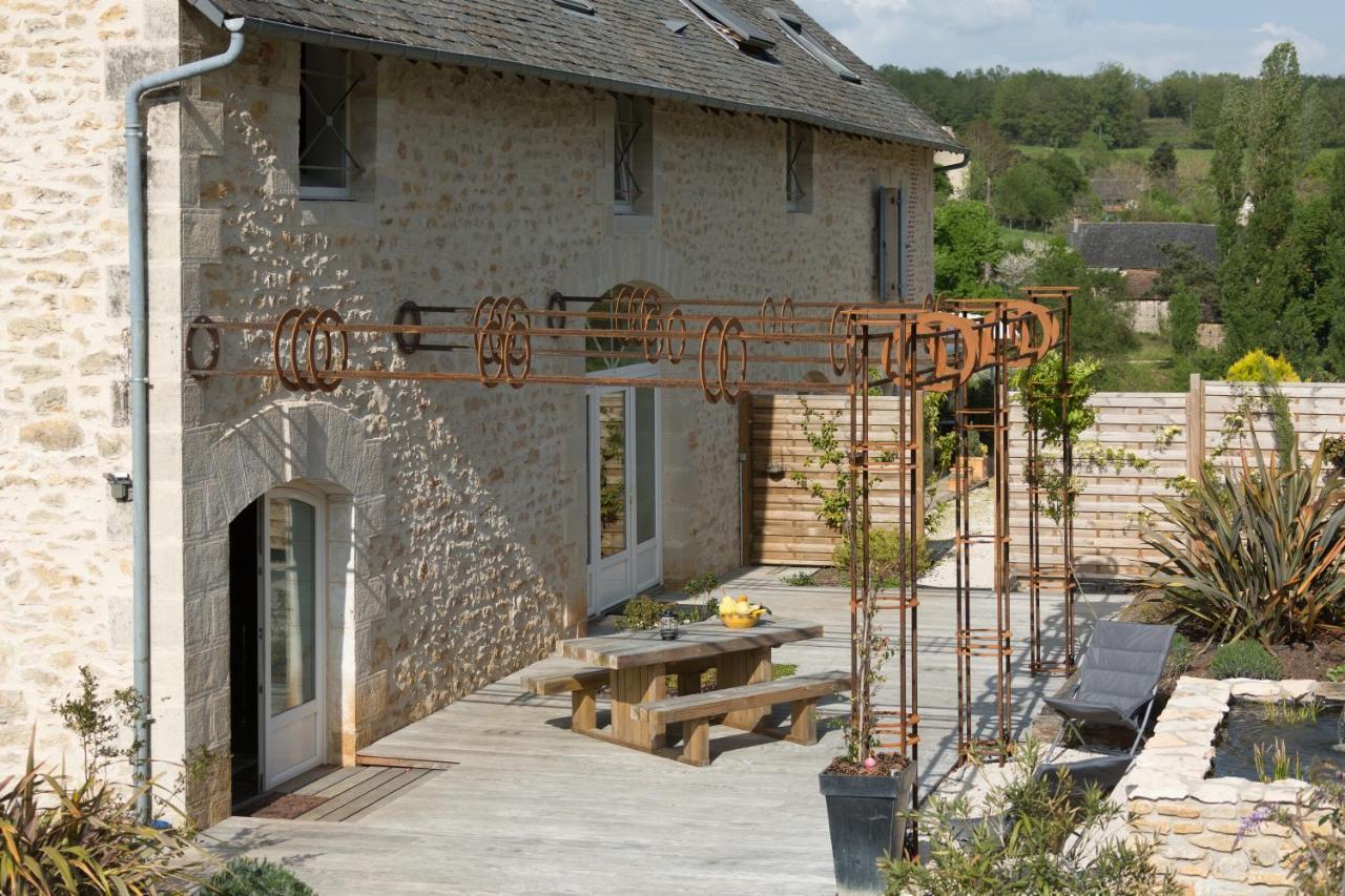 Maison D'Hotes La Maison De Leopold Terrasson Bagian luar foto